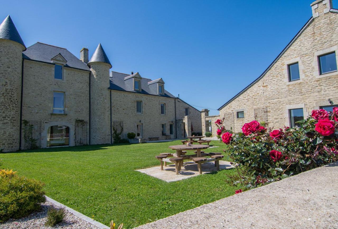 Domaine De Kerbillec Bed & Breakfast Theix Exterior photo